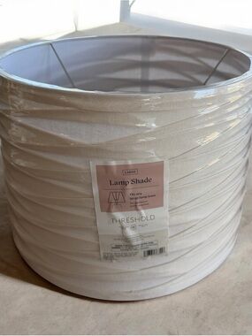 NWT Threshold Cream Linen Pleated Overlay Lampshade For UNO Fitter